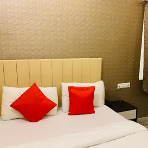 2* Hotel Kewal Palace